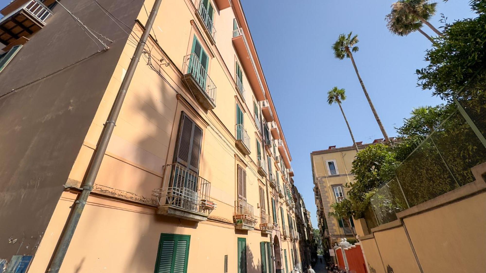 Hotel Don Vittorio A Chiaia Napoli Esterno foto
