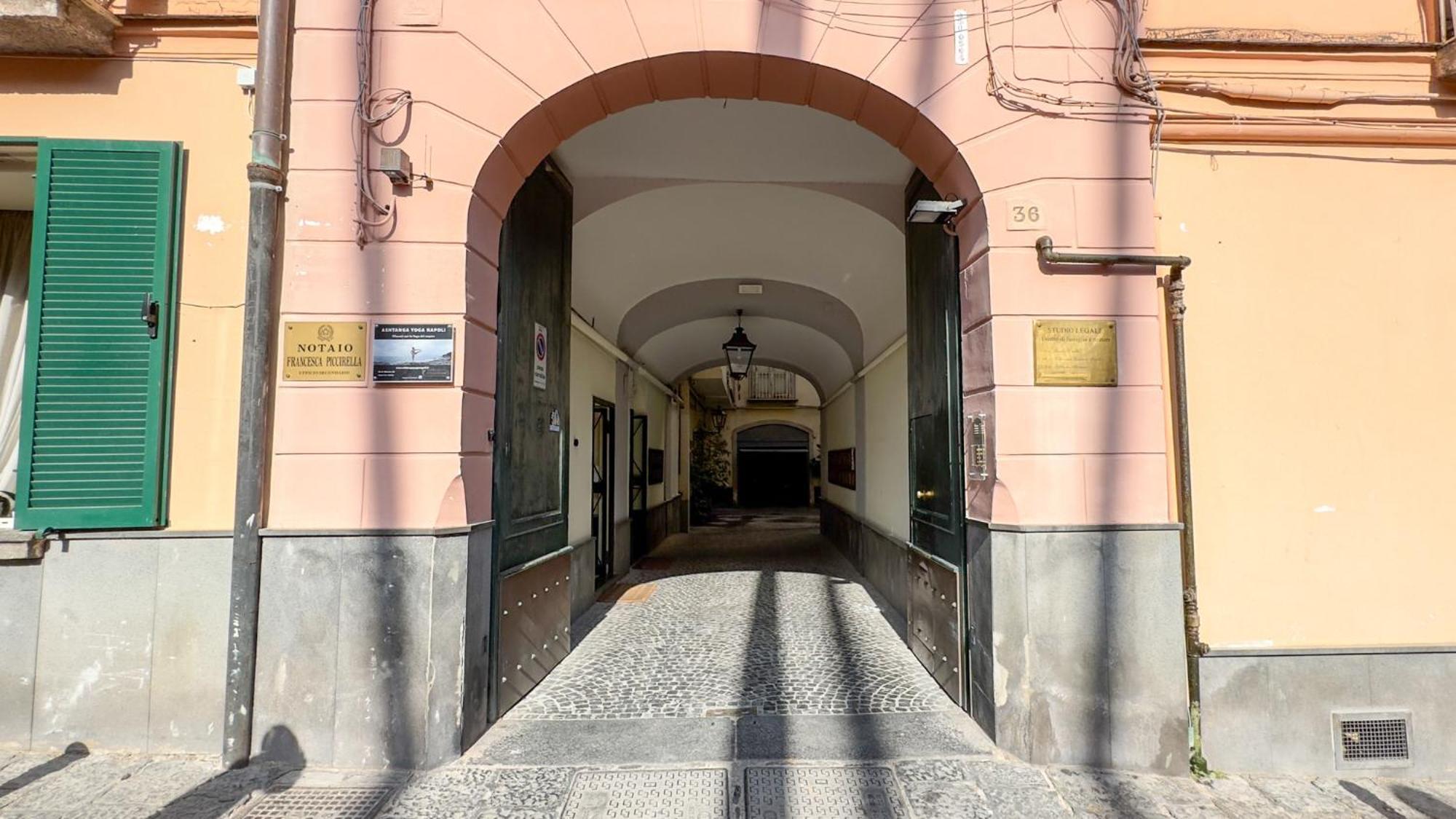 Hotel Don Vittorio A Chiaia Napoli Esterno foto