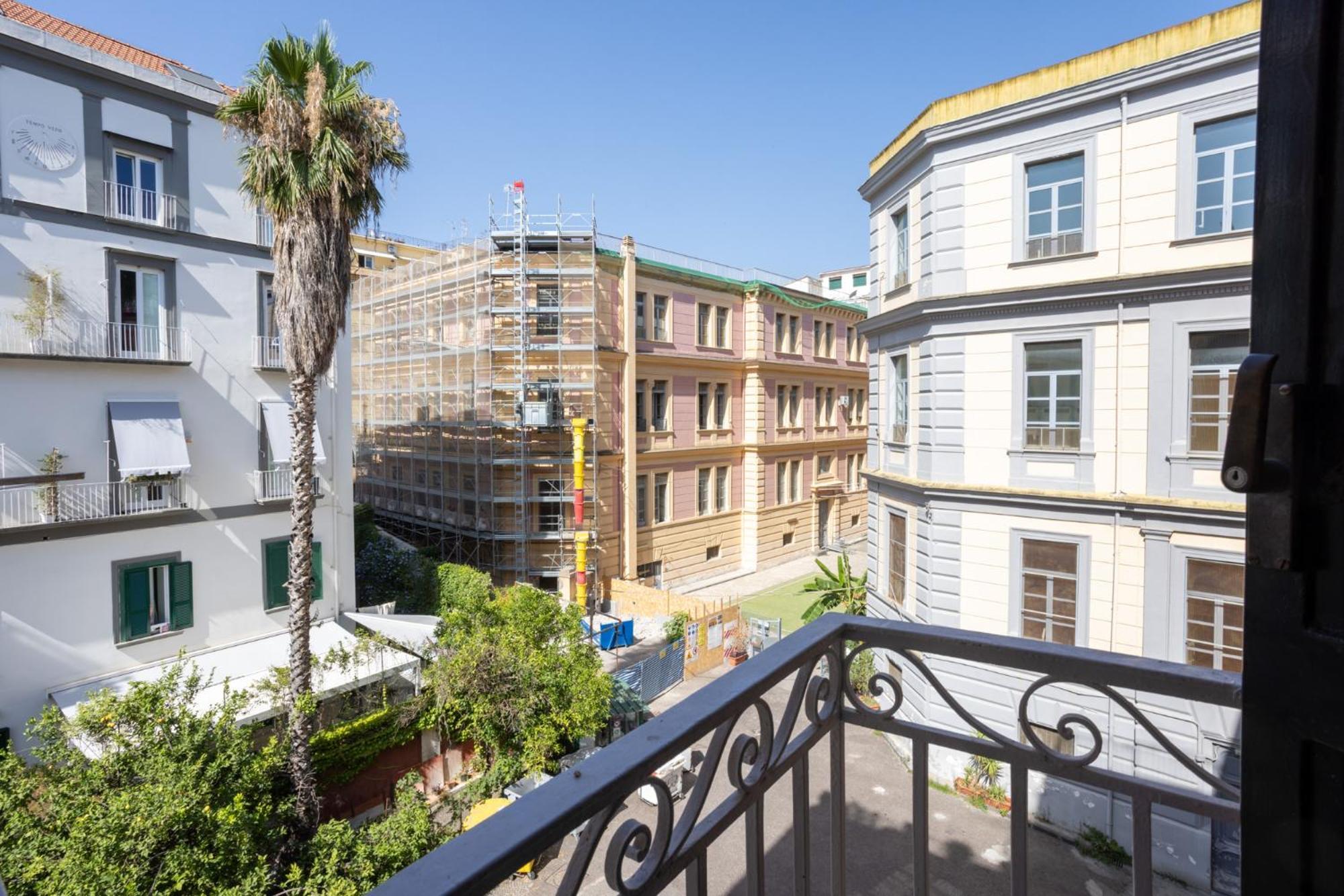 Hotel Don Vittorio A Chiaia Napoli Esterno foto