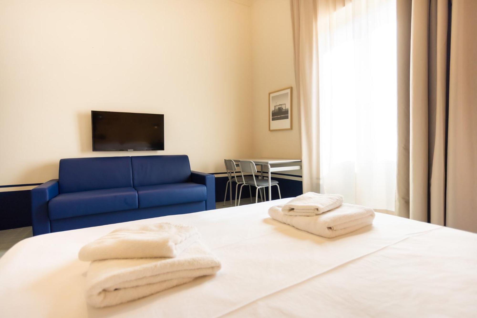 Hotel Don Vittorio A Chiaia Napoli Esterno foto