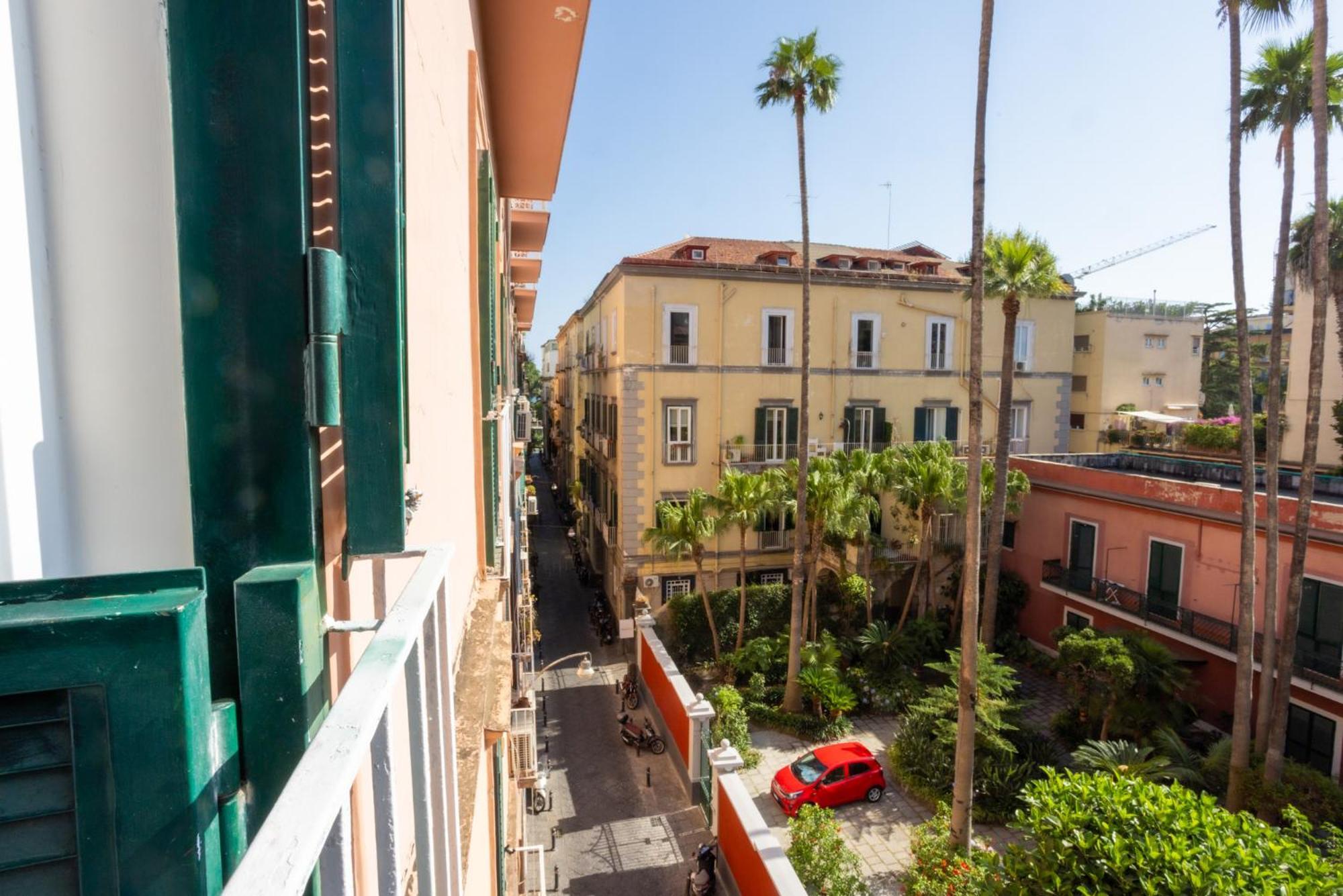 Hotel Don Vittorio A Chiaia Napoli Esterno foto