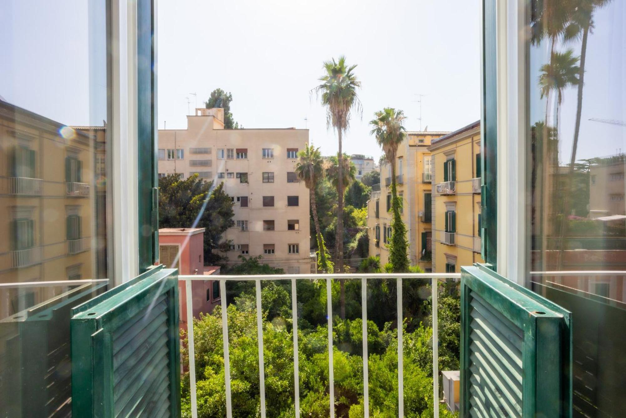 Hotel Don Vittorio A Chiaia Napoli Esterno foto