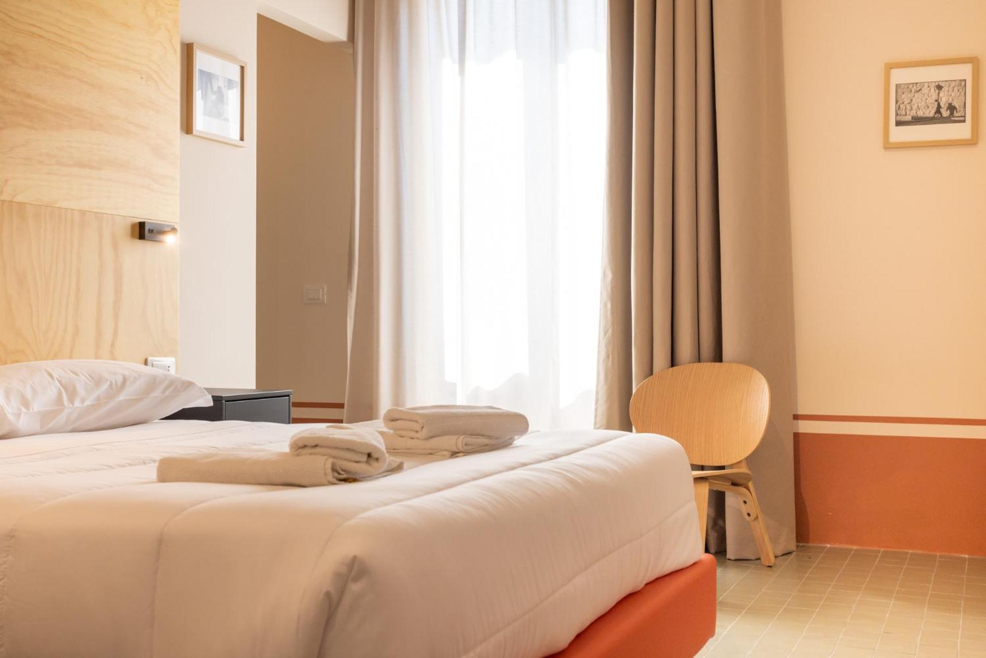 Hotel Don Vittorio A Chiaia Napoli Esterno foto