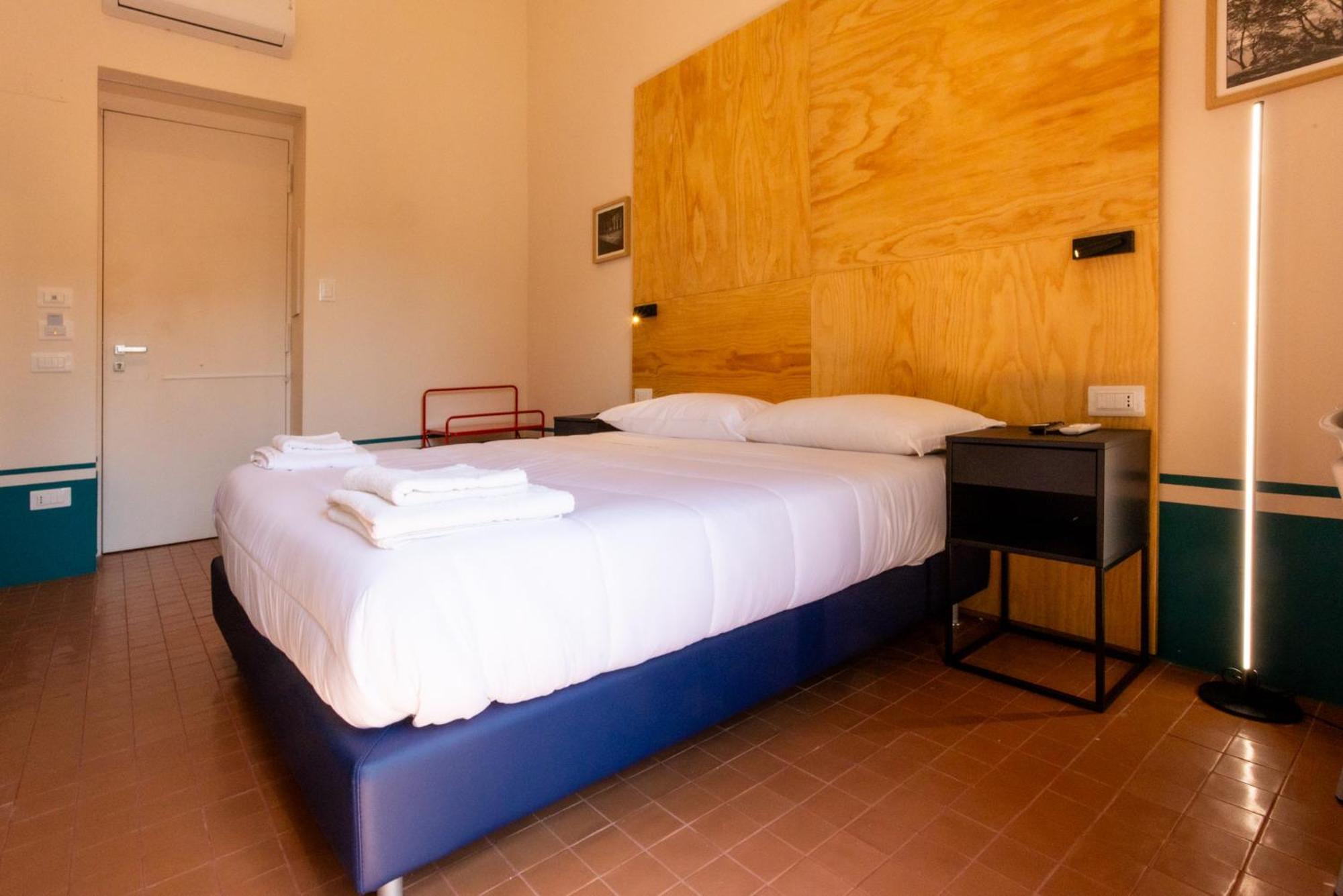 Hotel Don Vittorio A Chiaia Napoli Esterno foto