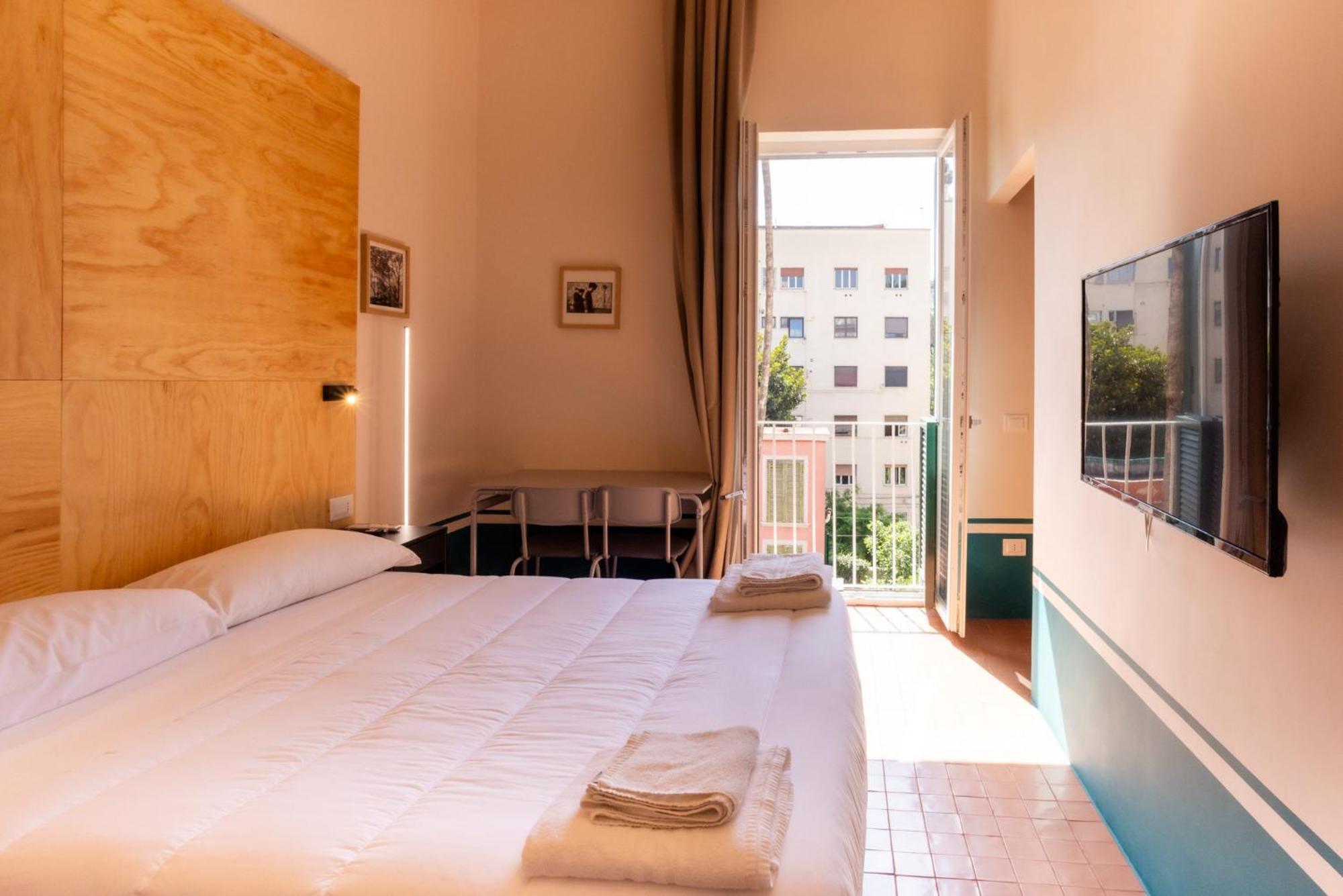 Hotel Don Vittorio A Chiaia Napoli Esterno foto